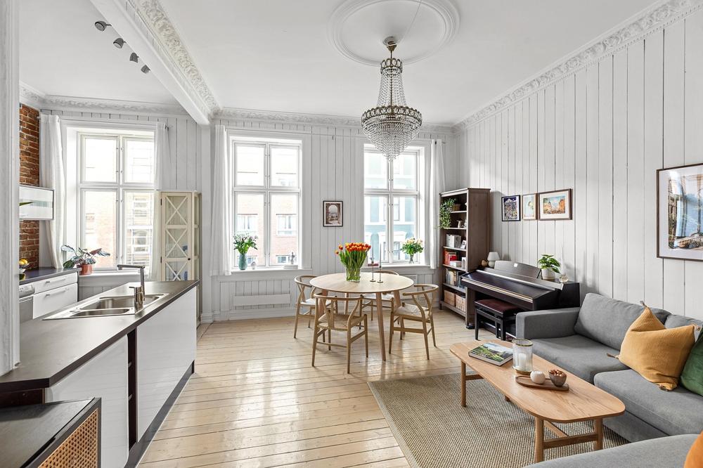 bright livingroom-2e467a7180534540afb22456e1bba11a.jpg bright livingroom