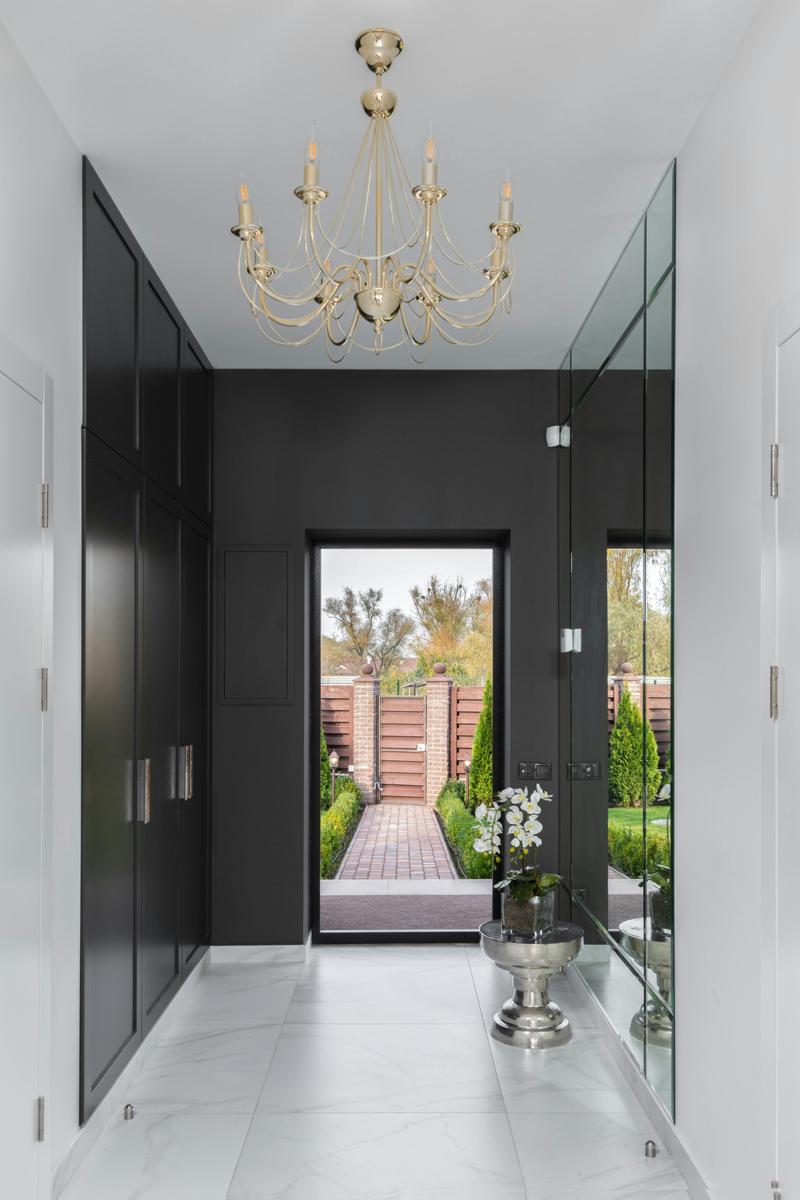 modern hallway-4e80636983fd4b708b2c1ae23986a2b3.jpg modern hallway